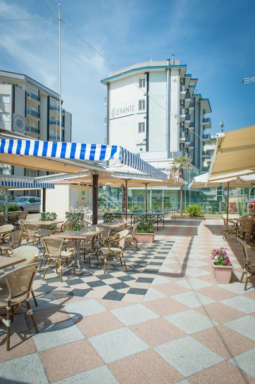 Hotel Levante Sul Mare Lido Di Savio Extérieur photo