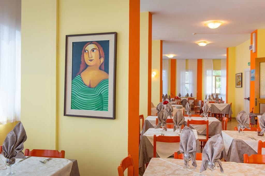 Hotel Levante Sul Mare Lido Di Savio Extérieur photo