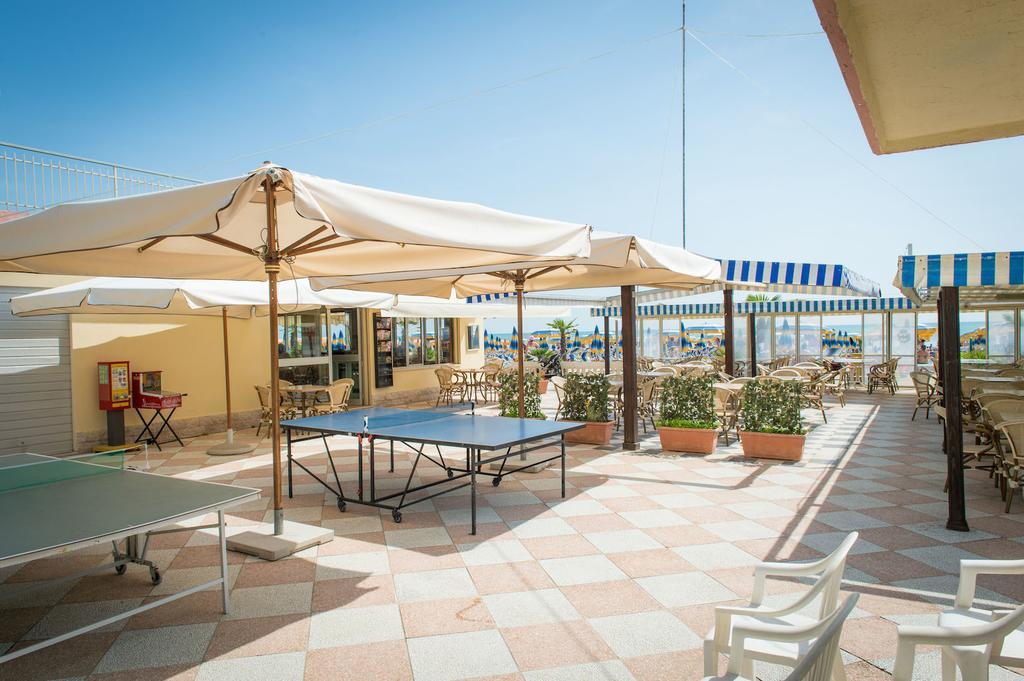 Hotel Levante Sul Mare Lido Di Savio Extérieur photo