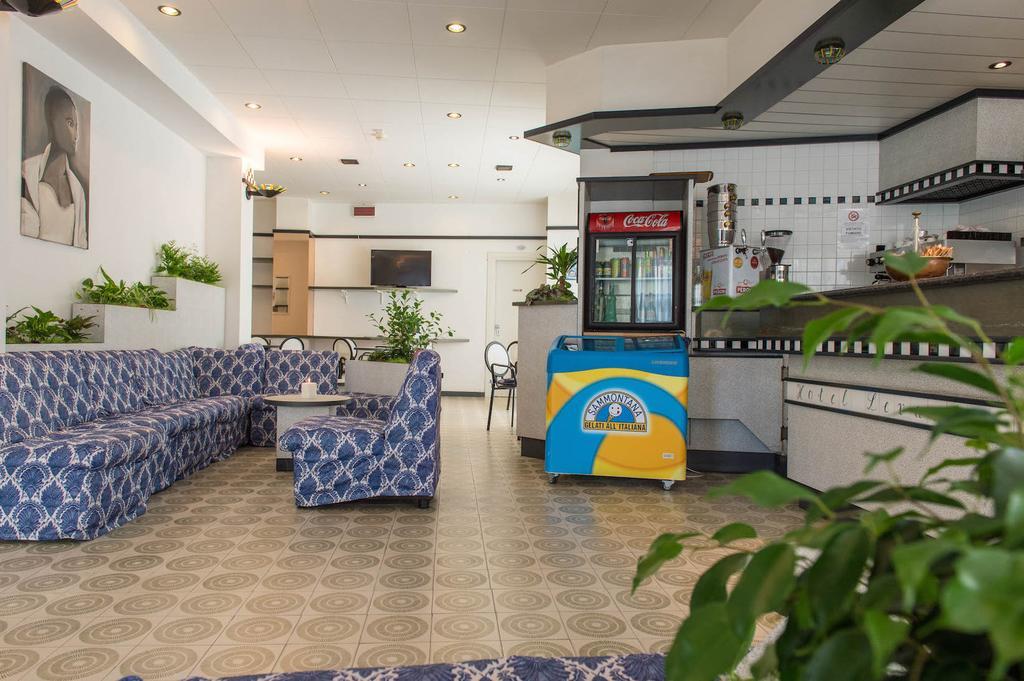Hotel Levante Sul Mare Lido Di Savio Extérieur photo