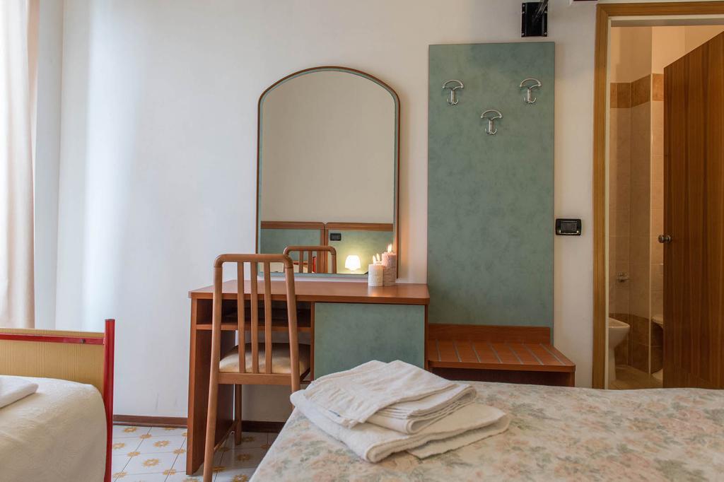 Hotel Levante Sul Mare Lido Di Savio Extérieur photo