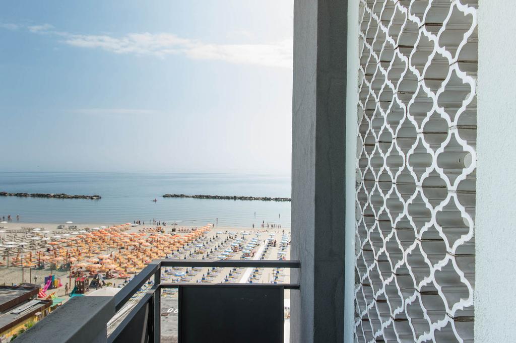 Hotel Levante Sul Mare Lido Di Savio Extérieur photo